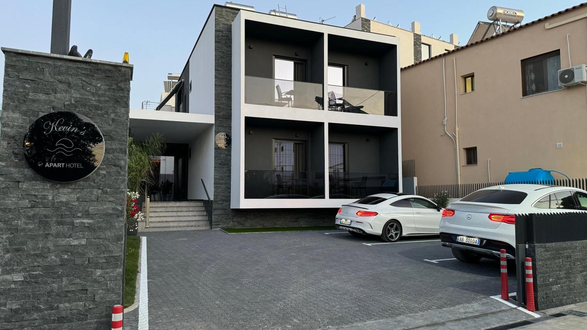 Vlorë Kevin'S Aparthotel מראה חיצוני תמונה