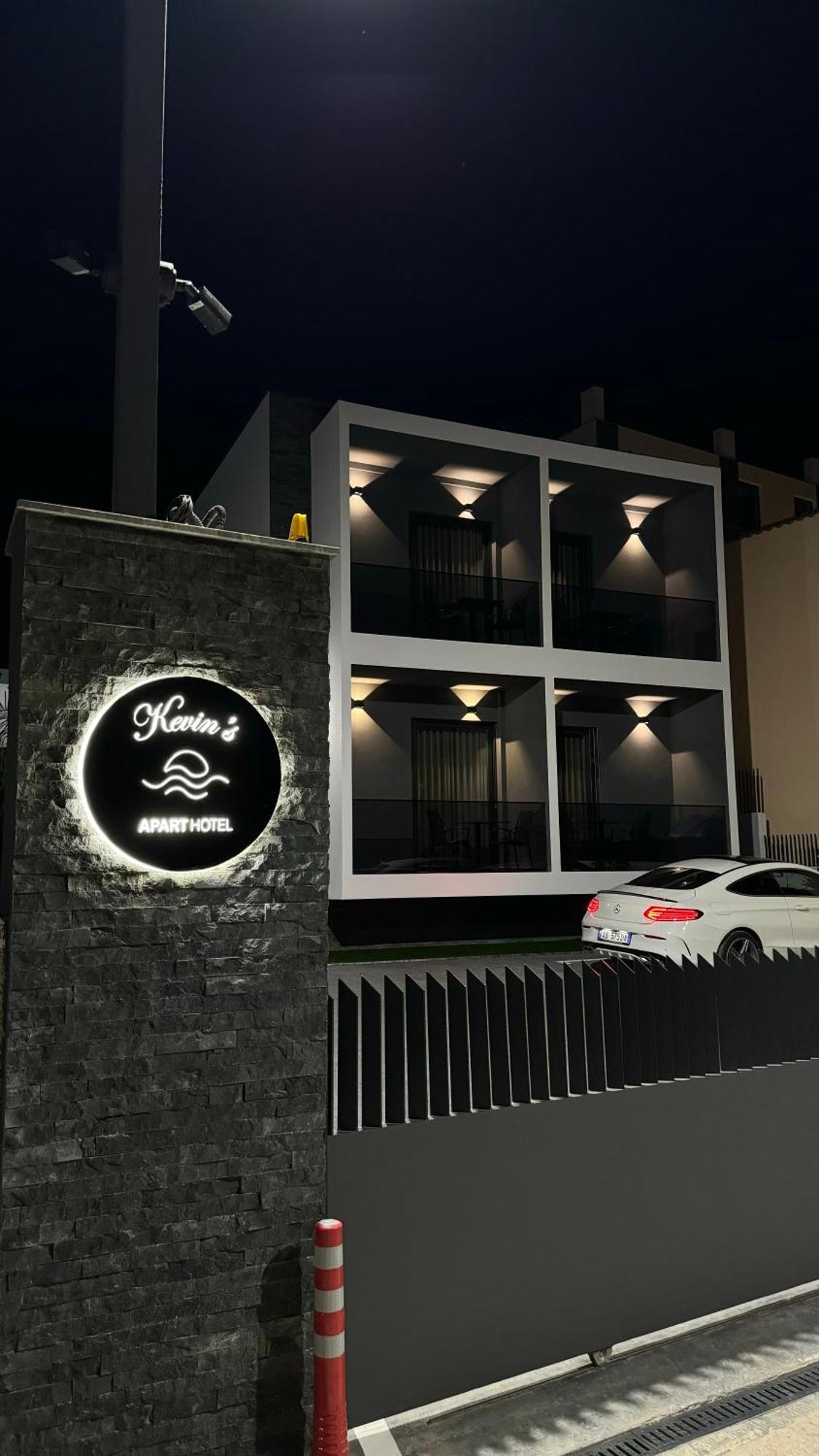 Vlorë Kevin'S Aparthotel מראה חיצוני תמונה