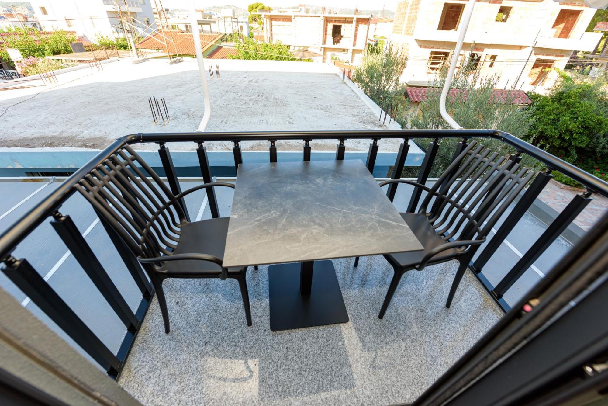 Vlorë Kevin'S Aparthotel מראה חיצוני תמונה