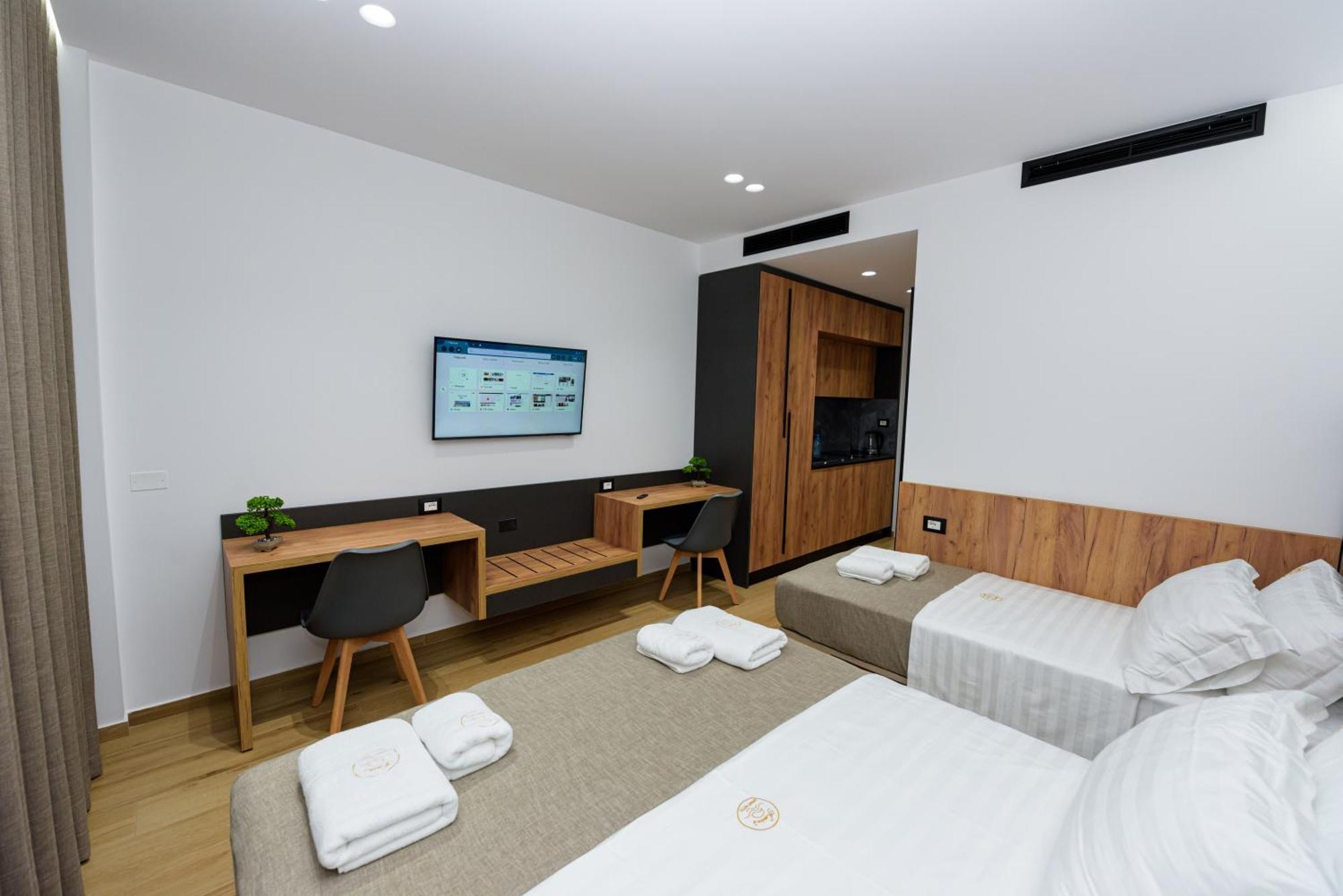 Vlorë Kevin'S Aparthotel מראה חיצוני תמונה